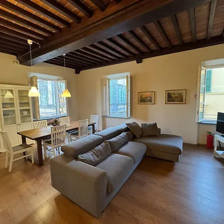 Casa Anna 13 Apartment Lucca